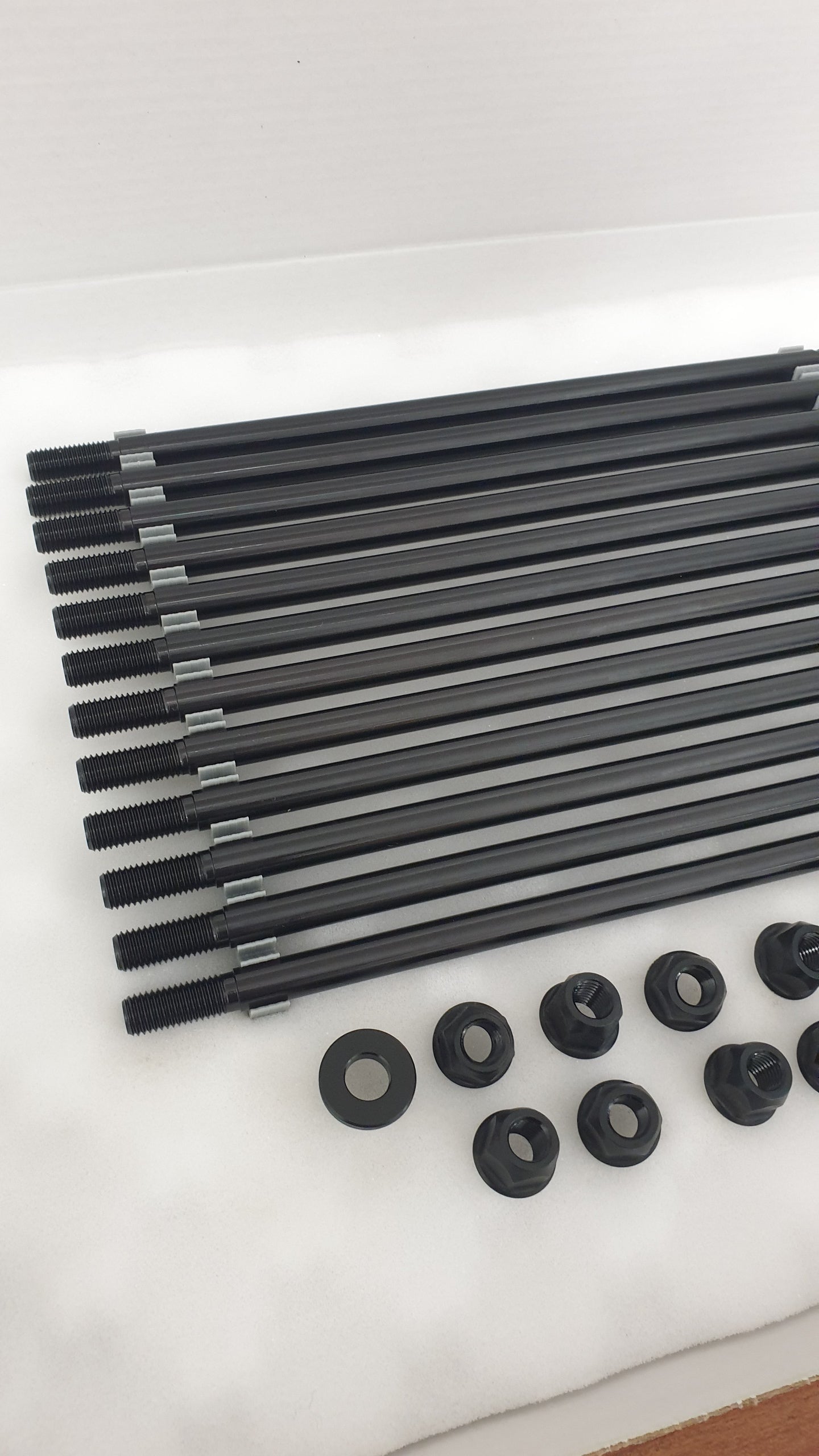 TD5 Headstud kit